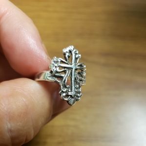 925 Sterling Cross ring 7